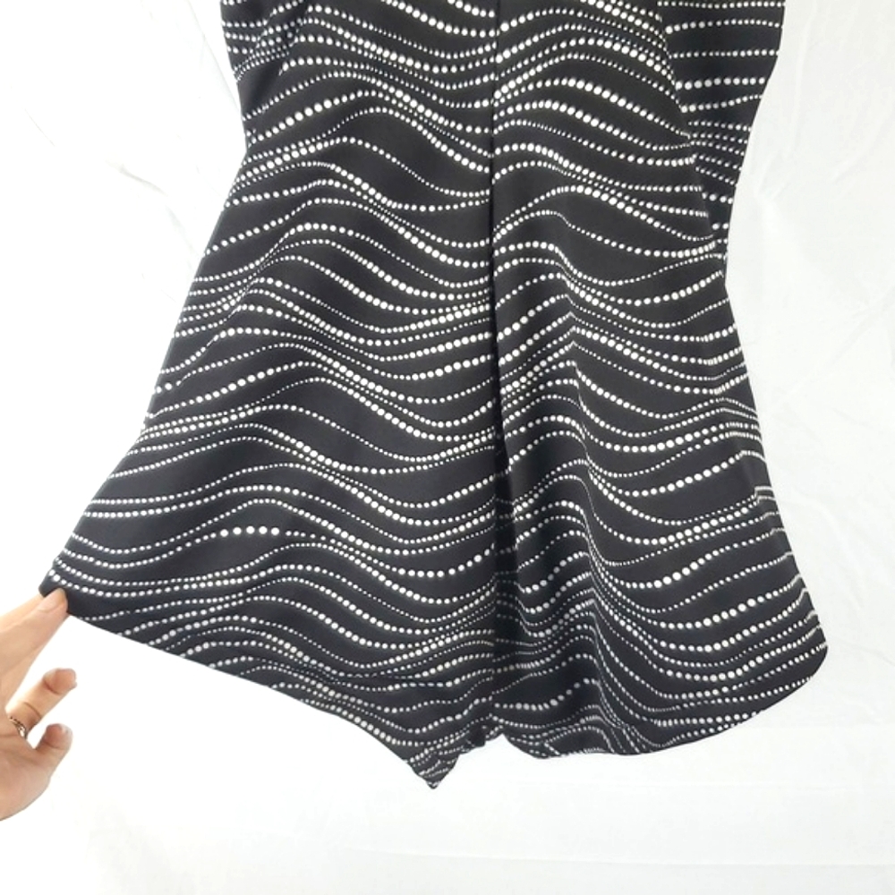 Penbrooke Swimwear Tidal Wave Shirred Front Tummy Control One Piece Swimsuit - Picture 8 of 10
